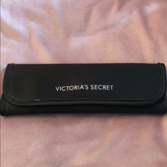 VS Makeup Brush Set - Picture 6 of 6